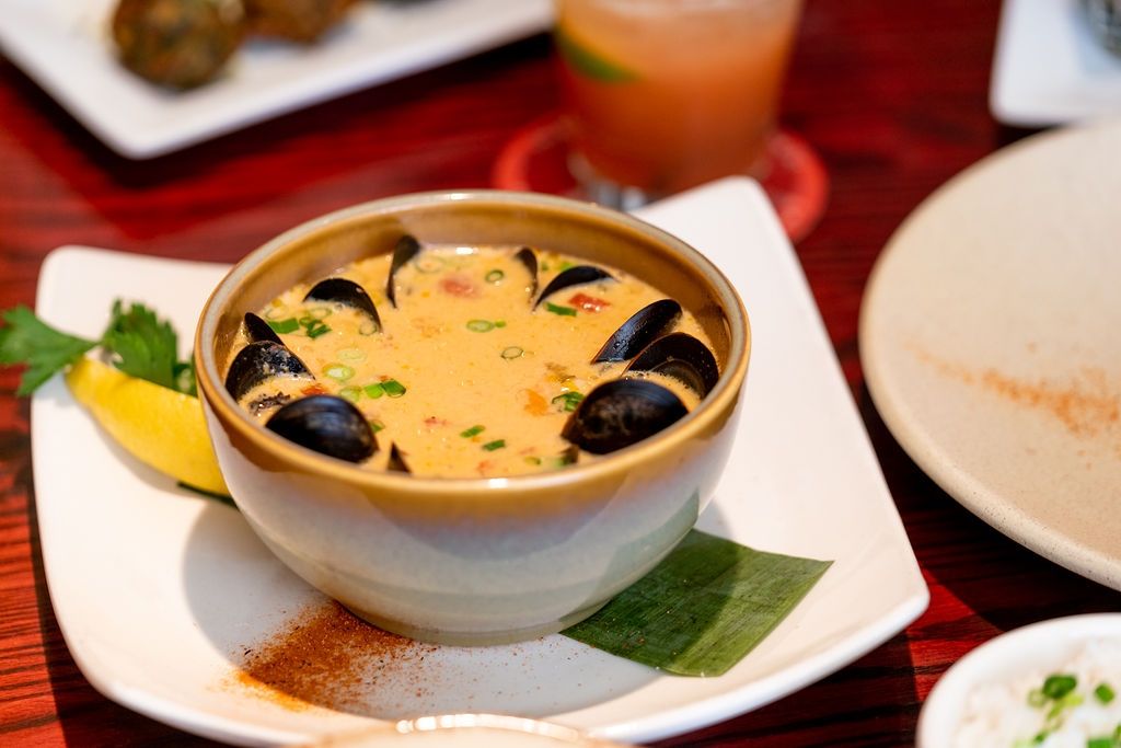 Levanta Muerto Seafood Soup