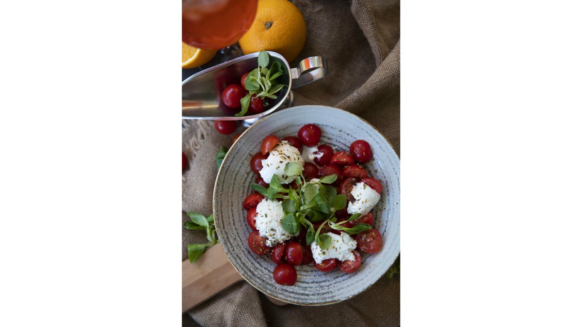 Salată caprese