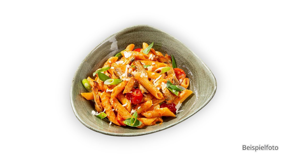 Penne con Straccetti di Pollo