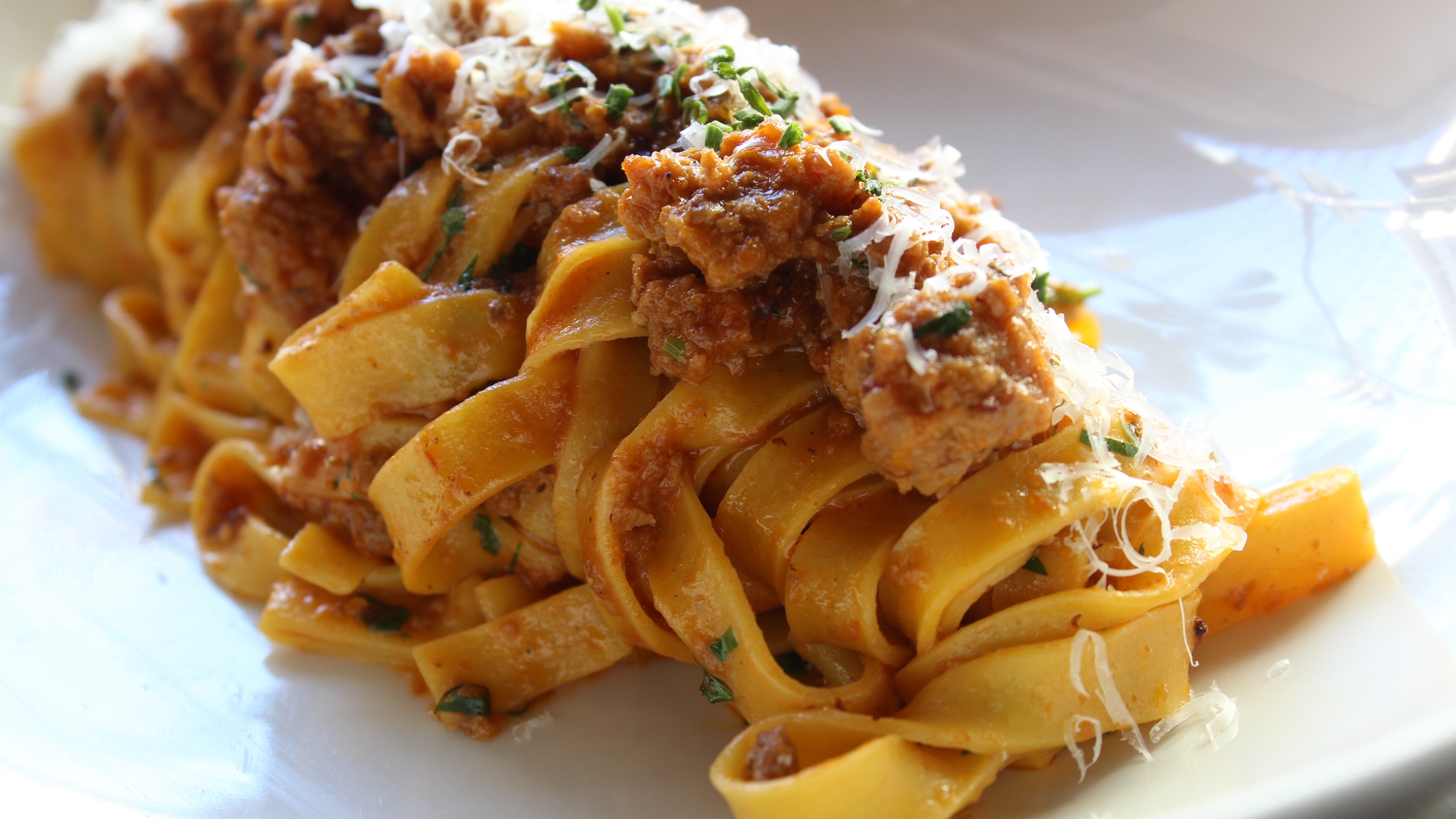 rigatoni bolognese