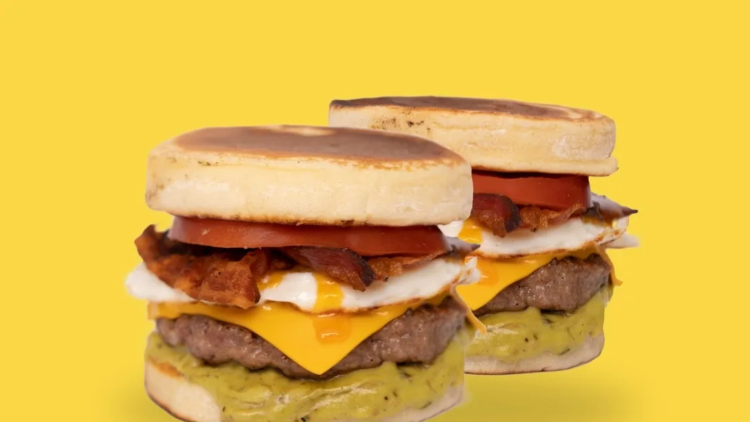 Club  burger (porcija 2 manja burgera)