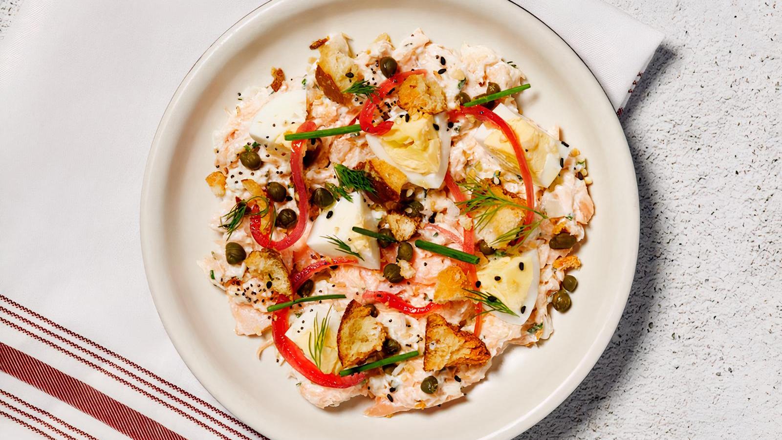 House Smoked Salmon Dip, Crushed Pretel