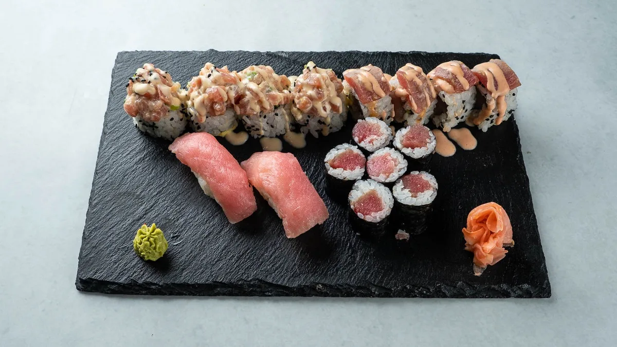 Tuna bento box