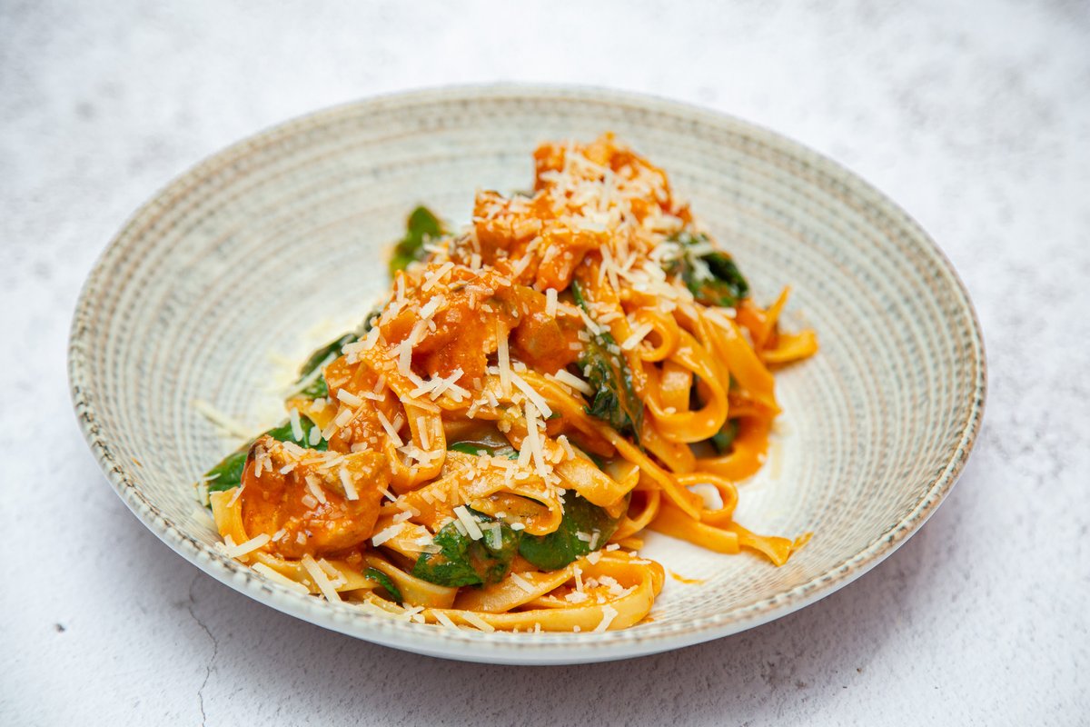 Al Salmone Con Salsa Napoletana
