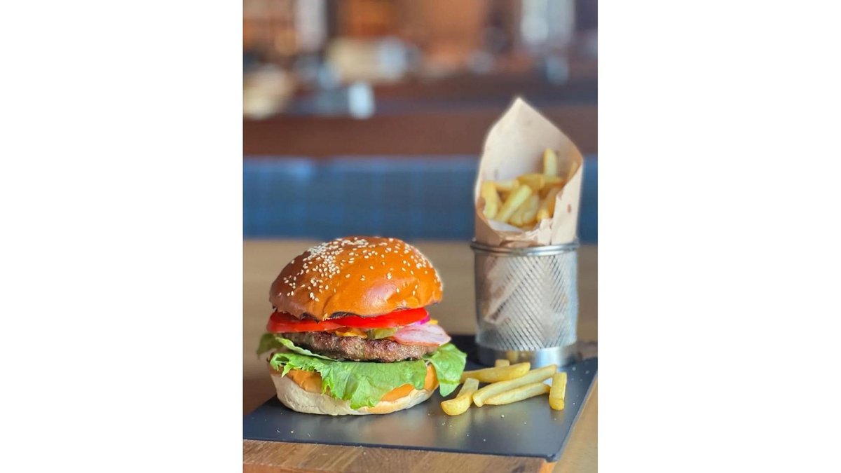 Cheeseburger cu bacon