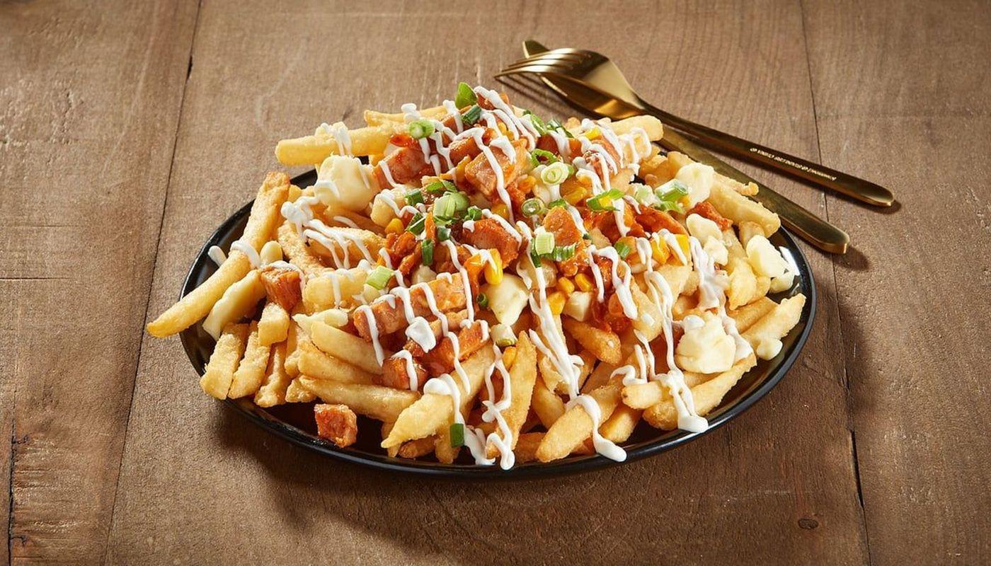 Chipotle Chicken Poutine
