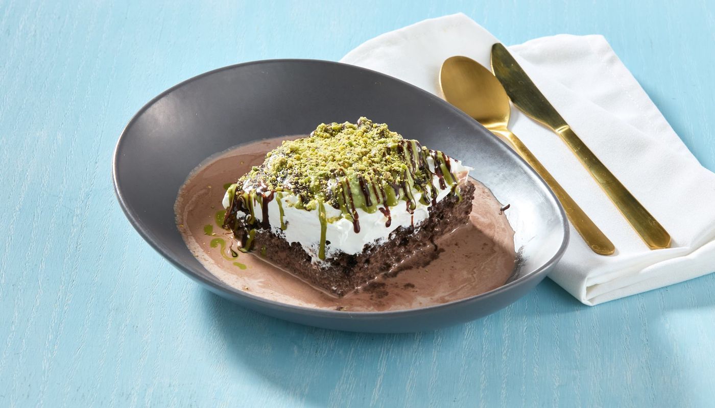 ChocMilkCake-Pistachio