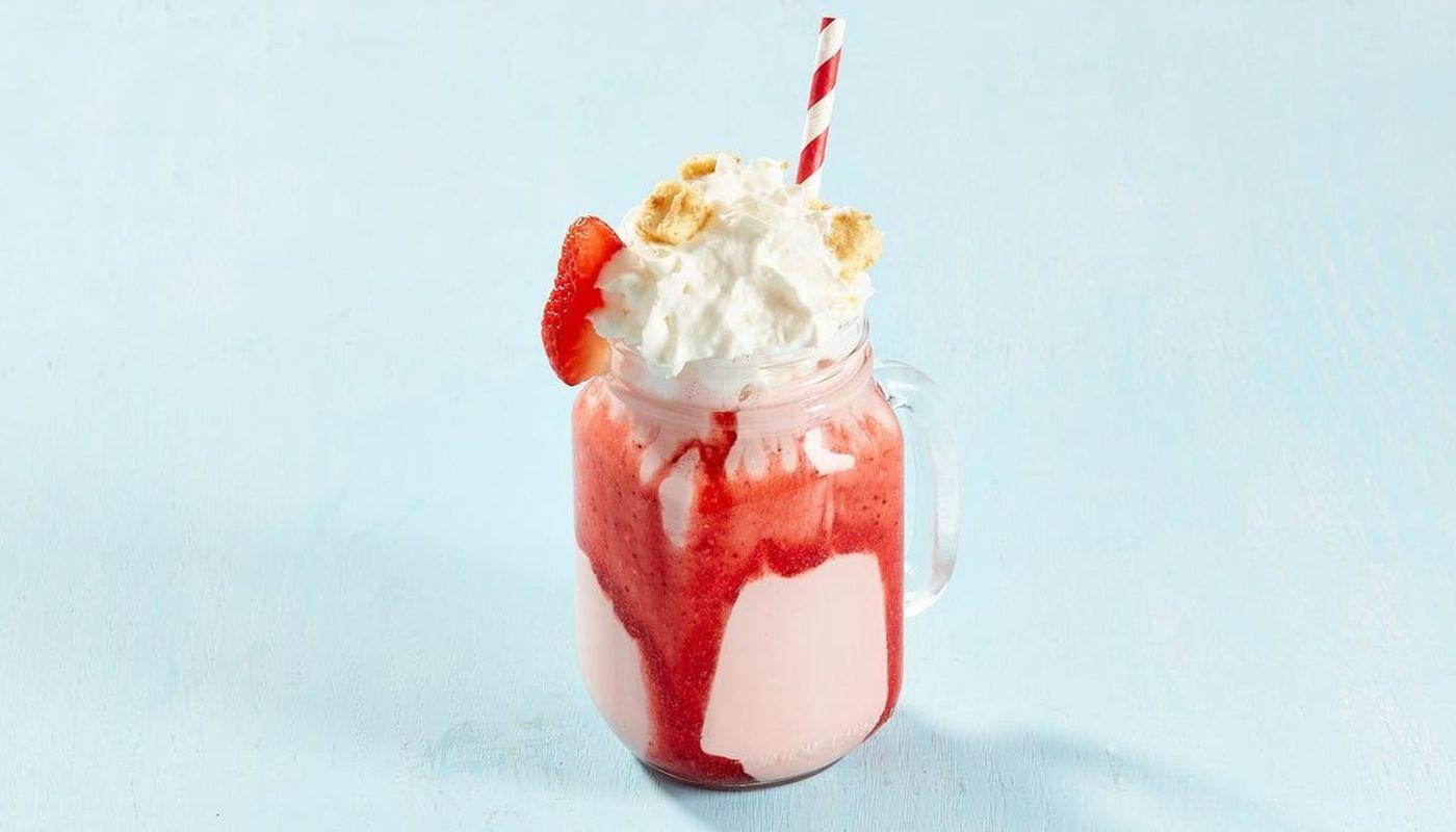 Strawberry Cheesecake Milkshake - Large