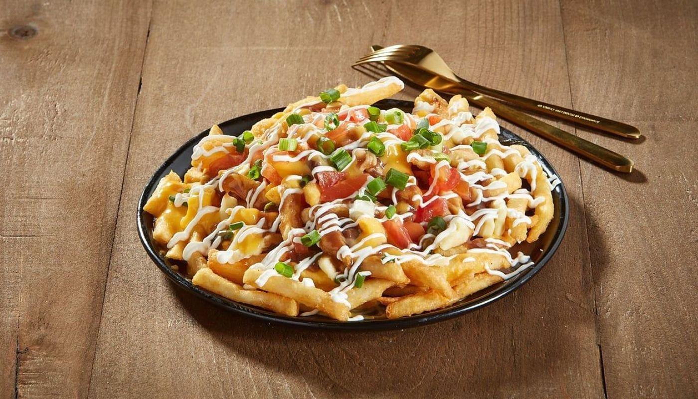 Supreme Veggie Poutine