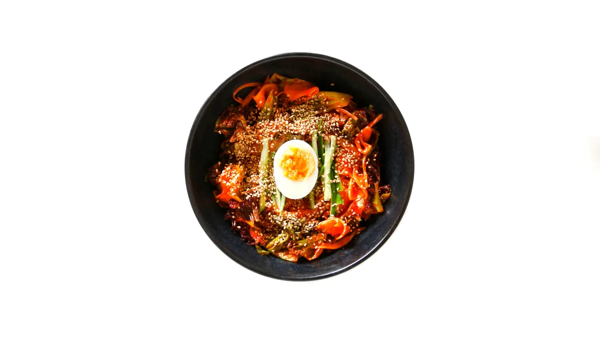 旨辛！ビビん麺