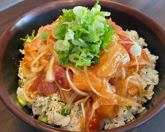 Tuna or Salmon or Mix Poke Bowl