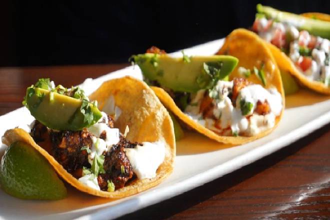 Tres Chicken Tacos