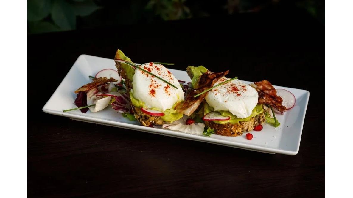 Avo benedict