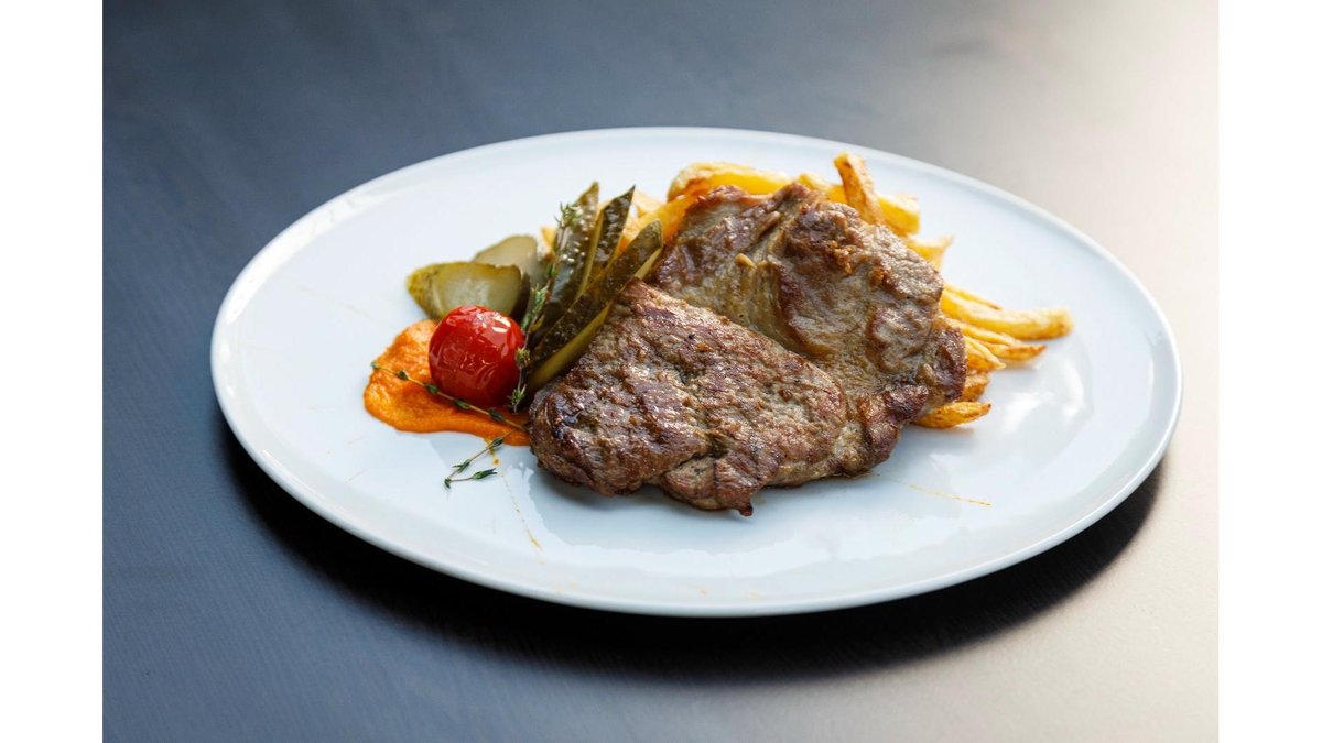 Ceafă de porc la gratar