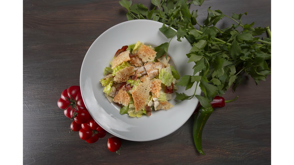 Salată Caesar