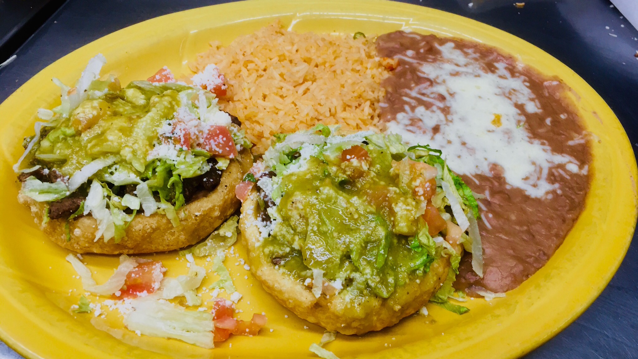 Sopes Tipicos