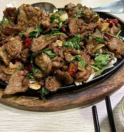 Mongolian Beef 蒙古牛