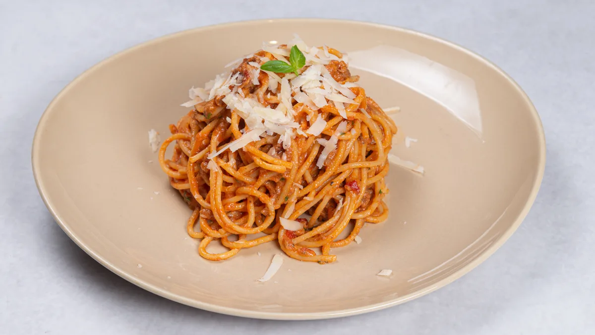 ŠPAGETE  BOLOGNESE