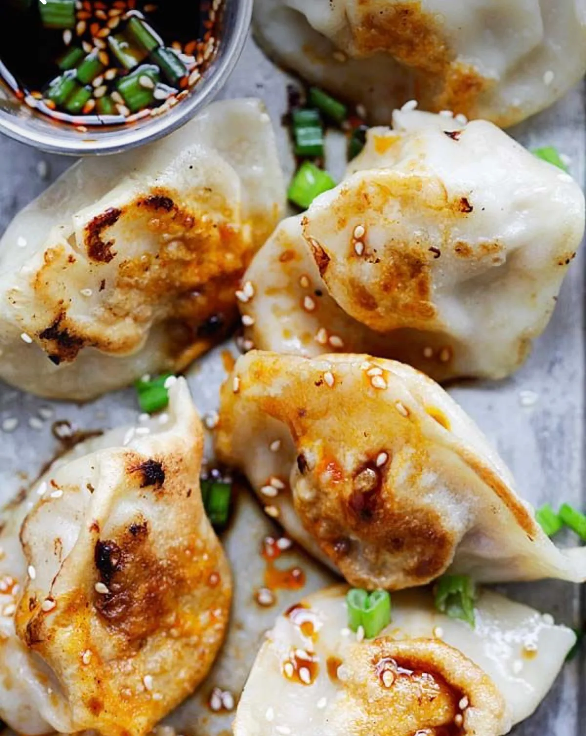 Pork Dumplings pan stir fried ( 6pcs)