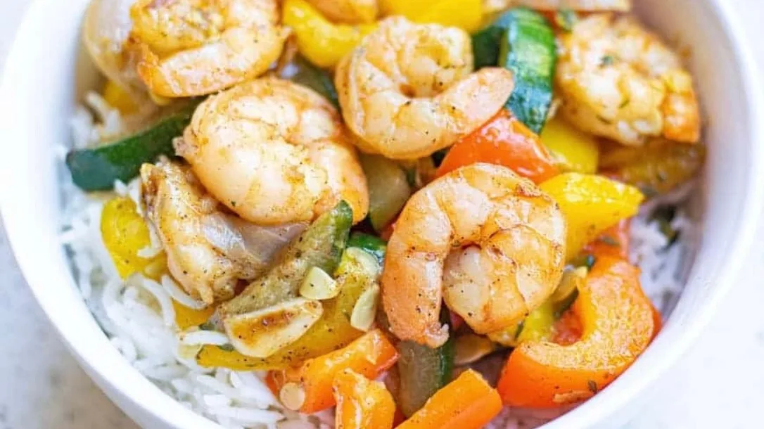 Stir shrimp and mix vegetables