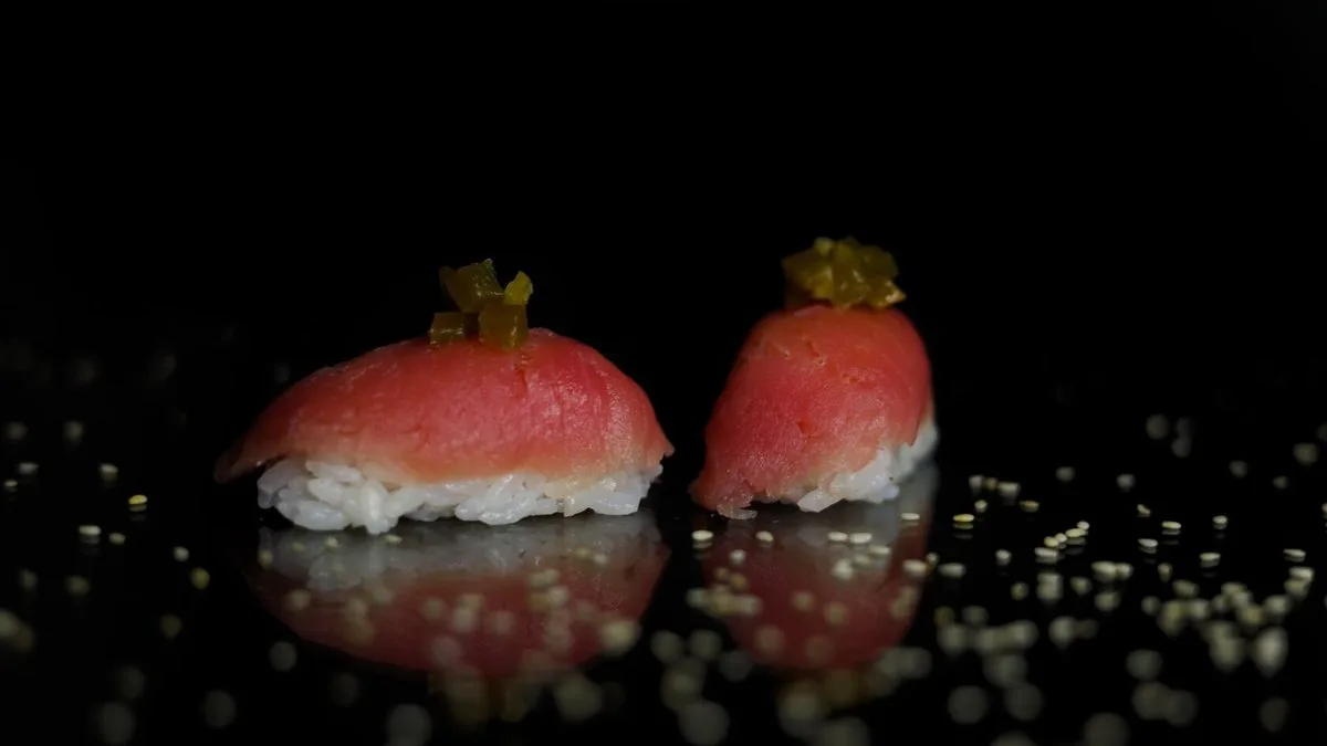 Nigiri z Tuńczykiem (2 sztuki)