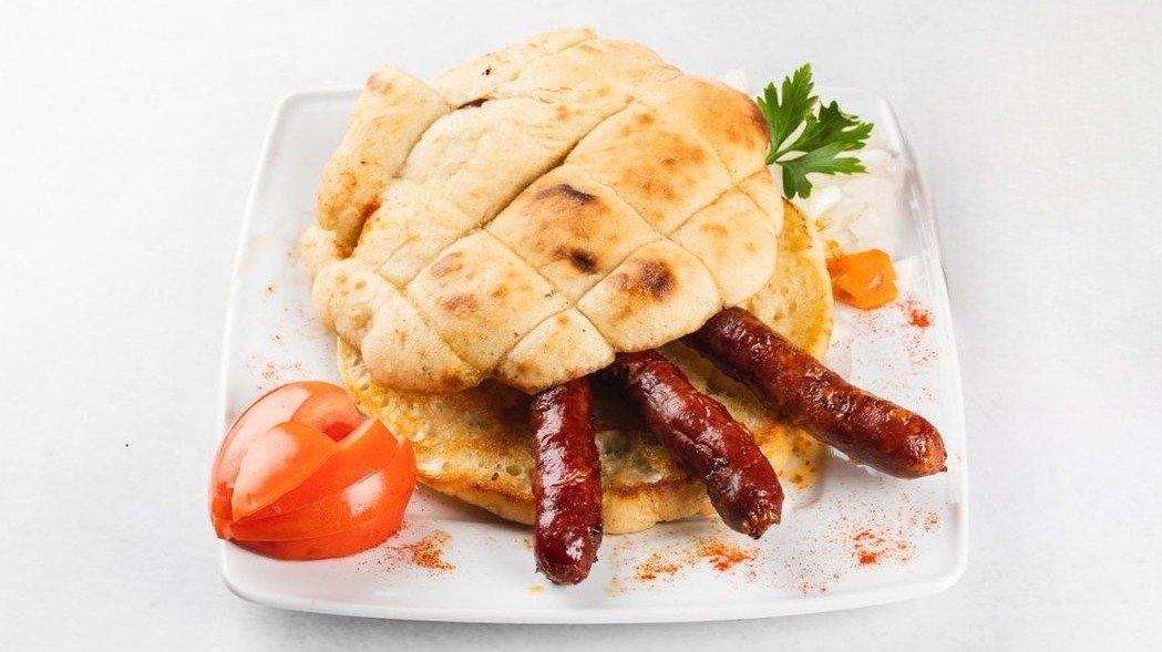 Goveje sudžukice v lepinji (220 g)