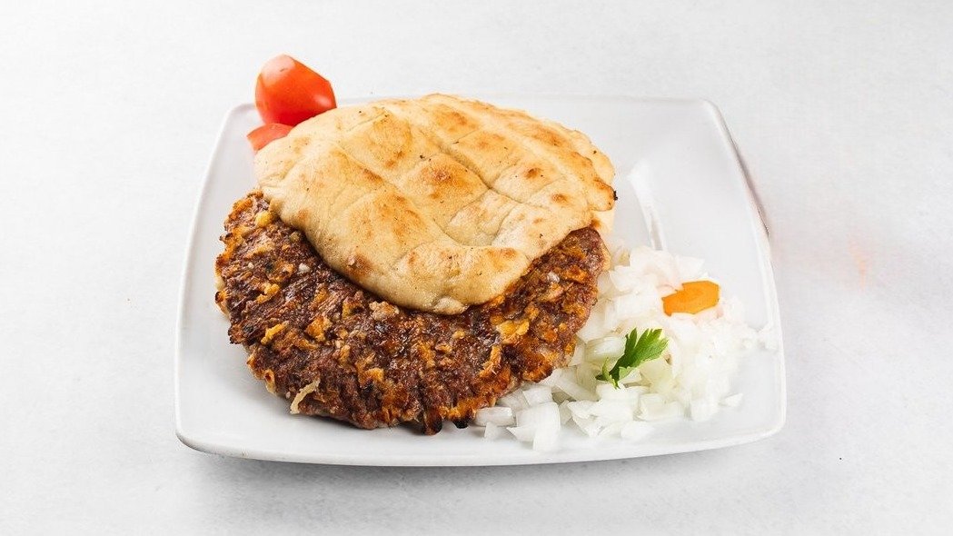 Gurmanska pleskavica v lepinji