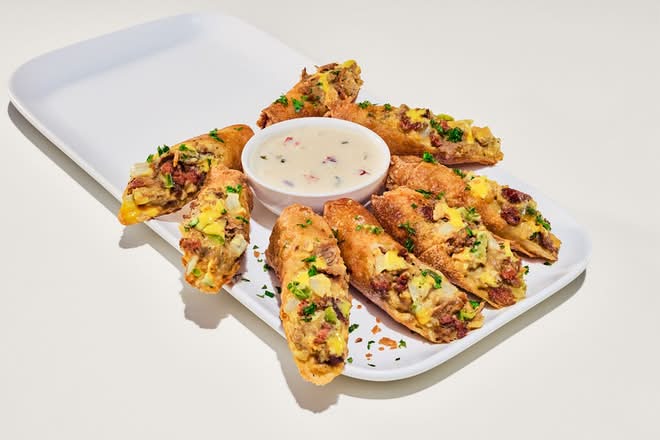 Philly Cheesesteak Egg Rolls