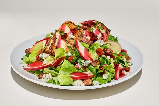 Sweet Apple Pecan Salad with Grilled Chicken