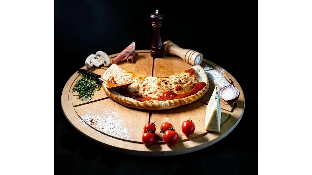 Calzone cu Pui 32 cm