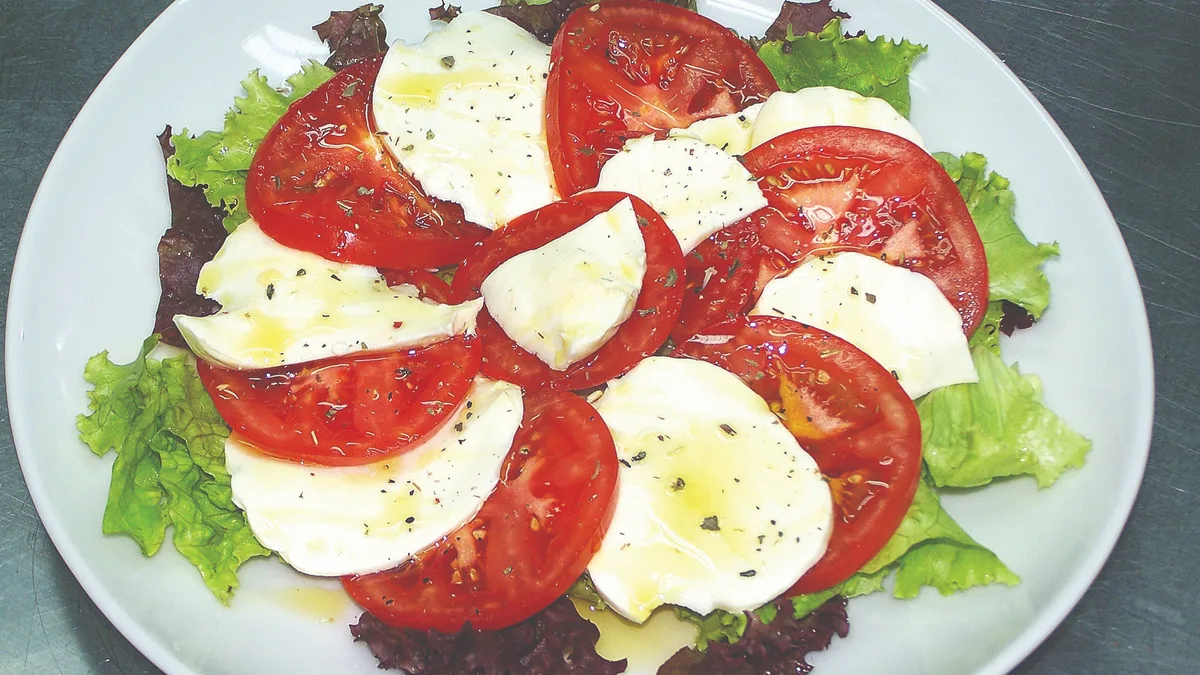 Caprese mala salata