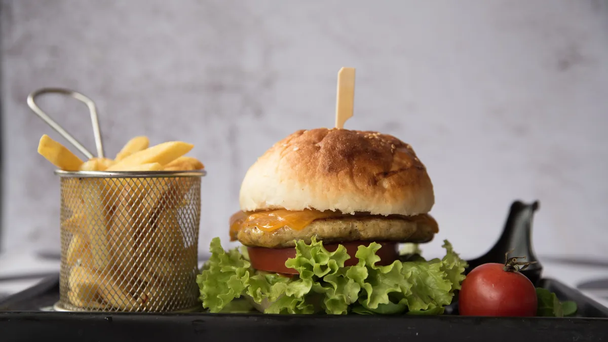 Pileći burger