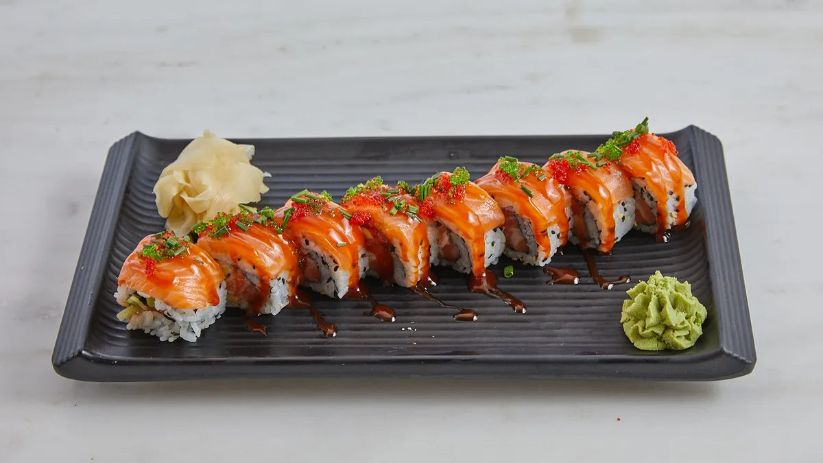 Spicy Salmon Roll