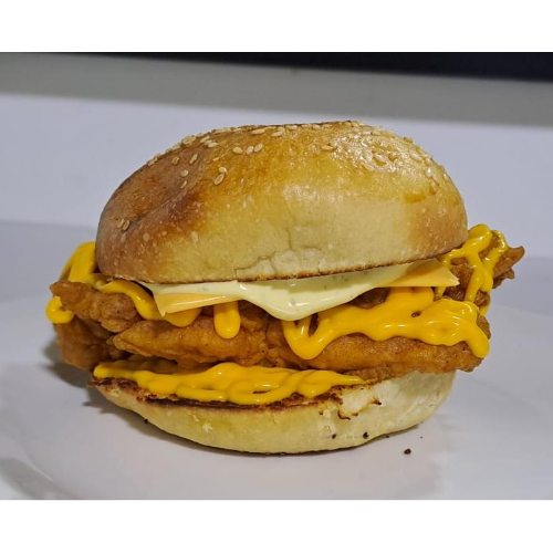 2X1 Cheeseburguer Pollo Crispy + Te Frio
