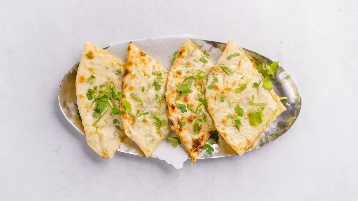 Aaloo Pyaz Kulcha
