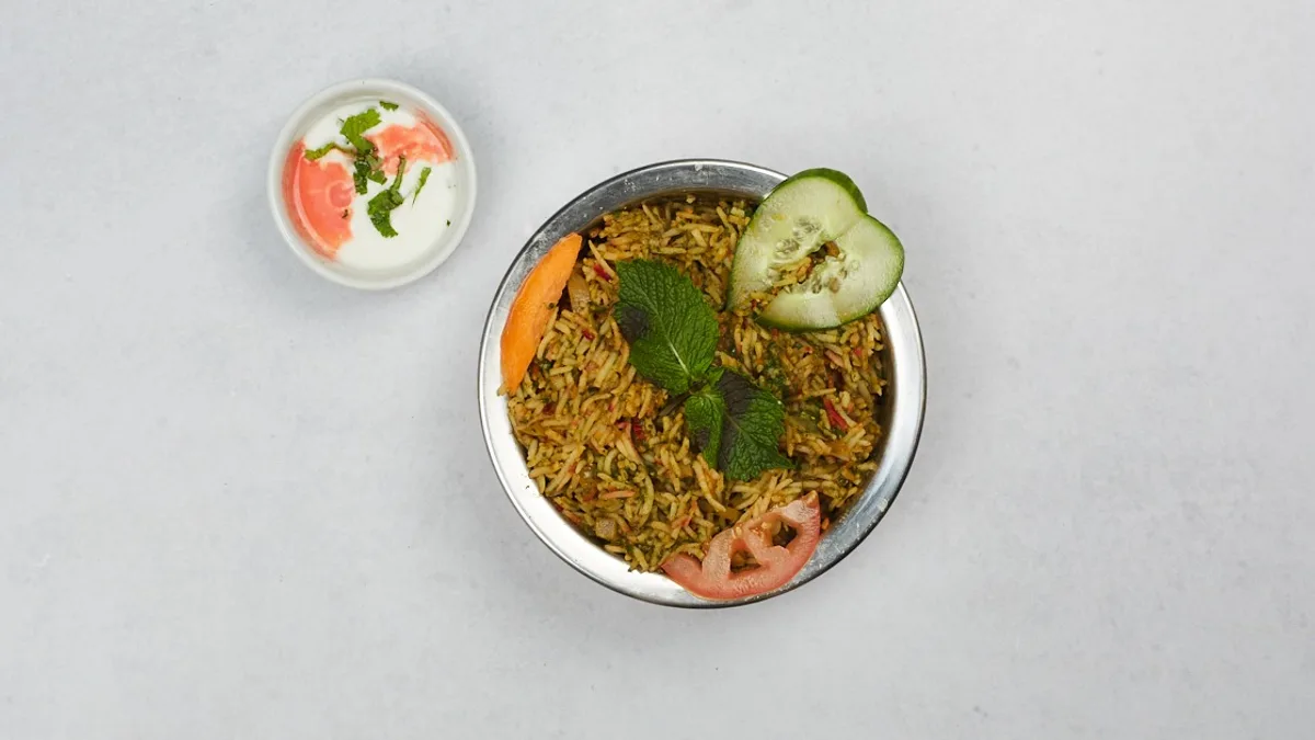 Hydrabadi mix biryani