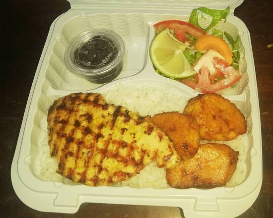 Almuerzo con Pollo a la Parrilla+ Te