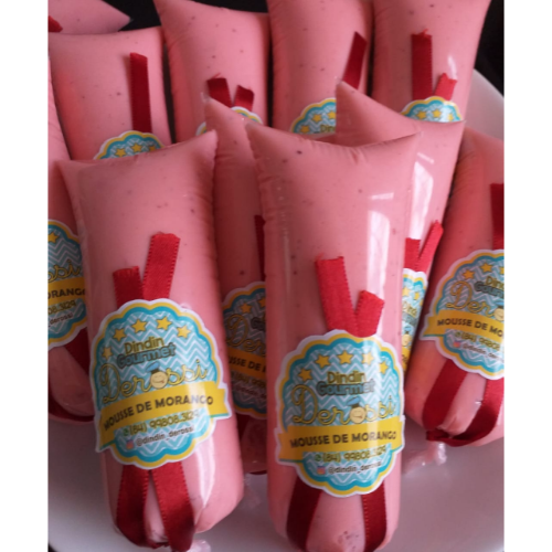 Dindin Gourmet Mousse de Morango