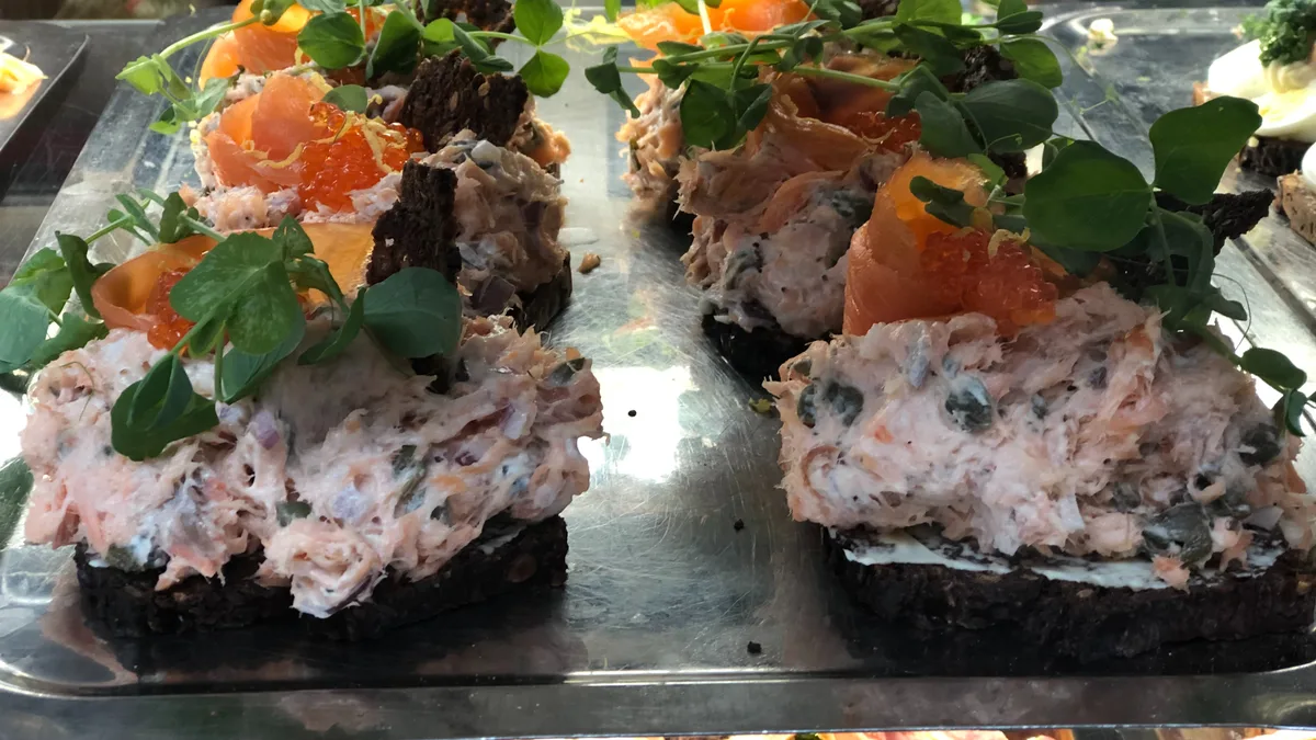 Laksesalat (Højtblagt)