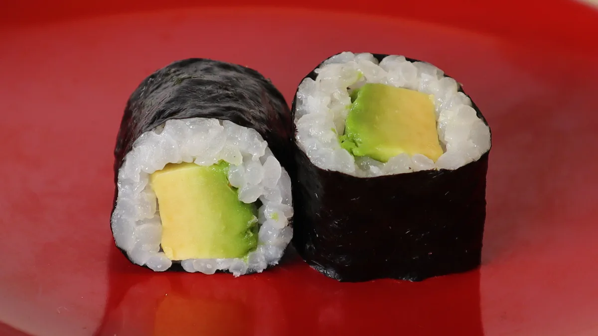 35s. Hosomaki Avocado (8 stk)