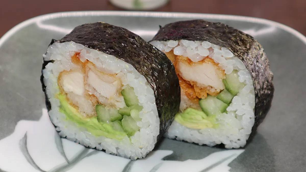 46s. Futomaki Tempura Kylling Big (5 stk)