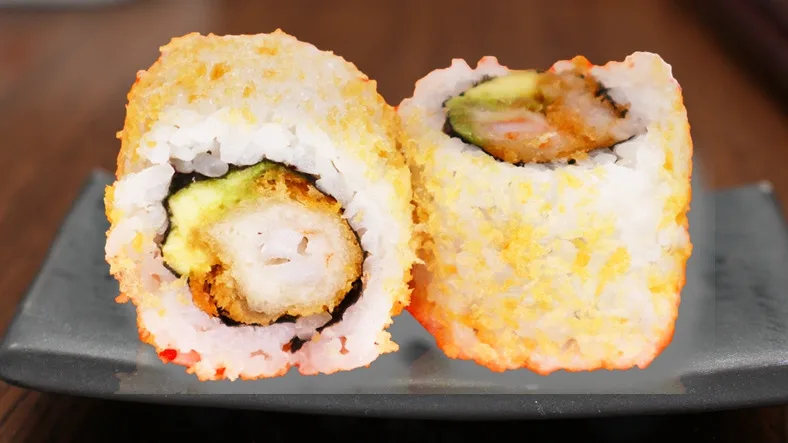 58s. Uramaki Double Crunch (8 stk)
