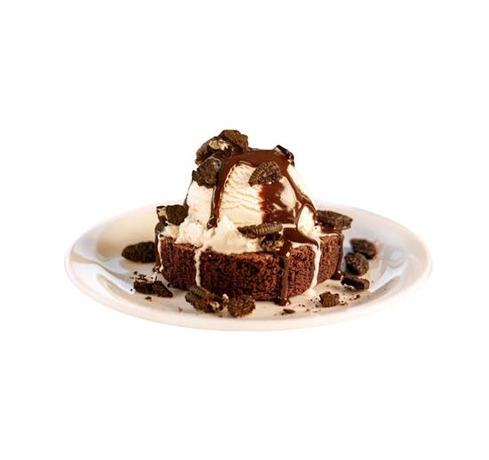 Brownie Sundae with Oreo Pieces