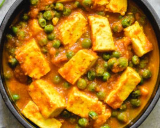Paneer and Peas