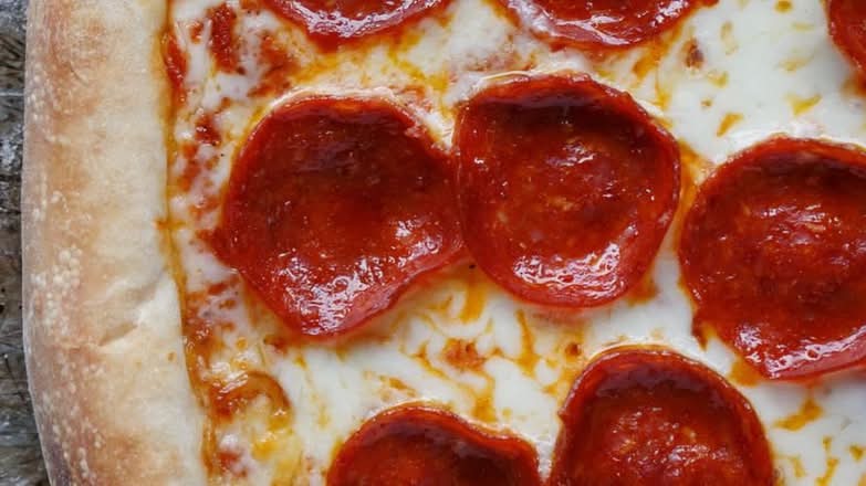 17" Pepperoni
