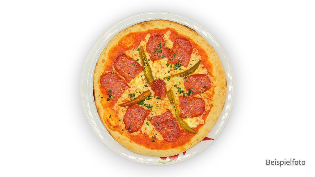 7. Pizza Pepperoni Salami