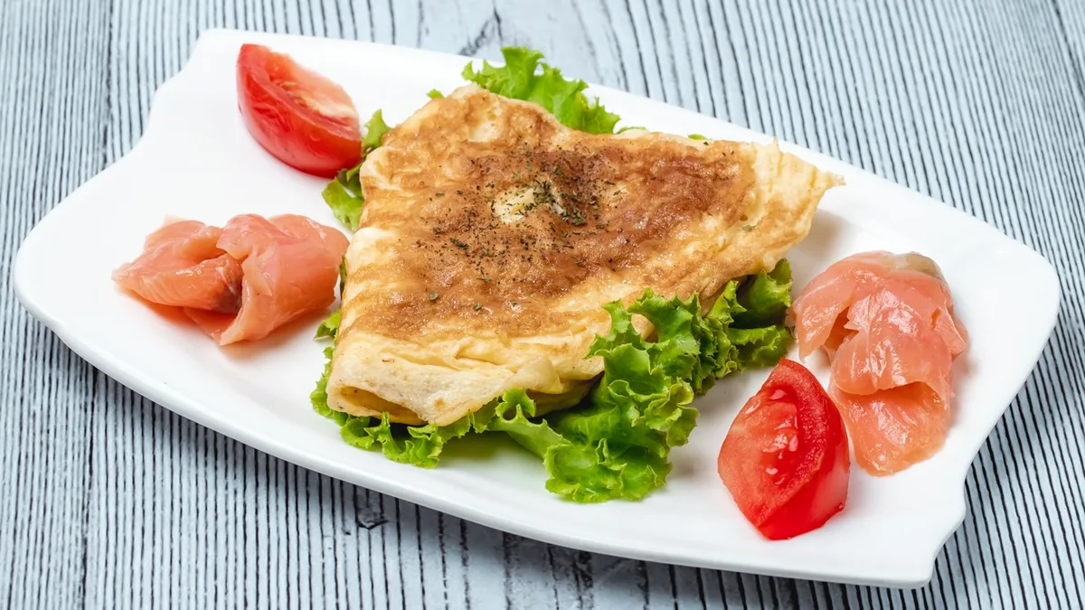 Omlet Qızıl Balıq ilə