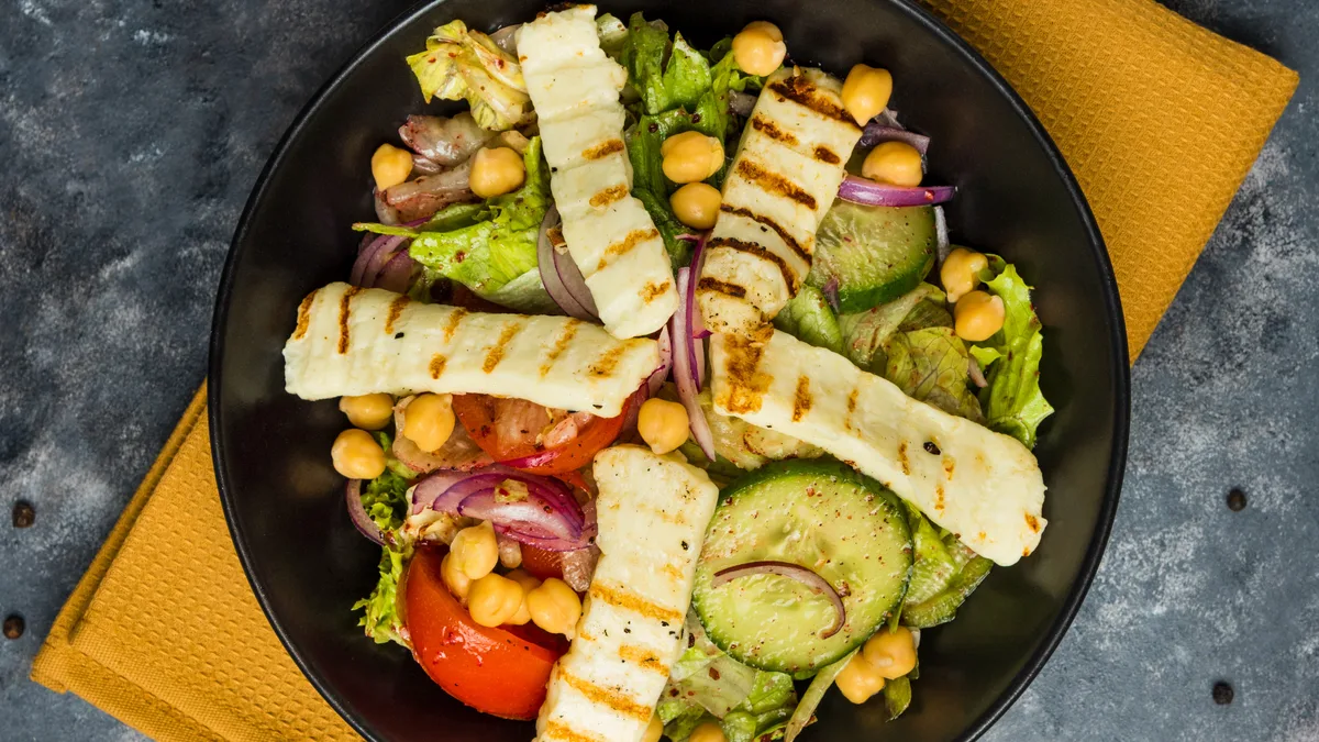 Xalumi Salatı