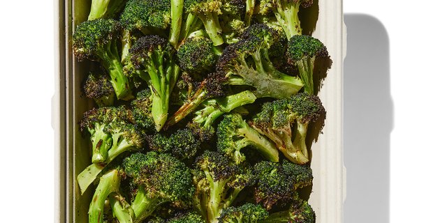 Charred Broccoli w/ Lemon