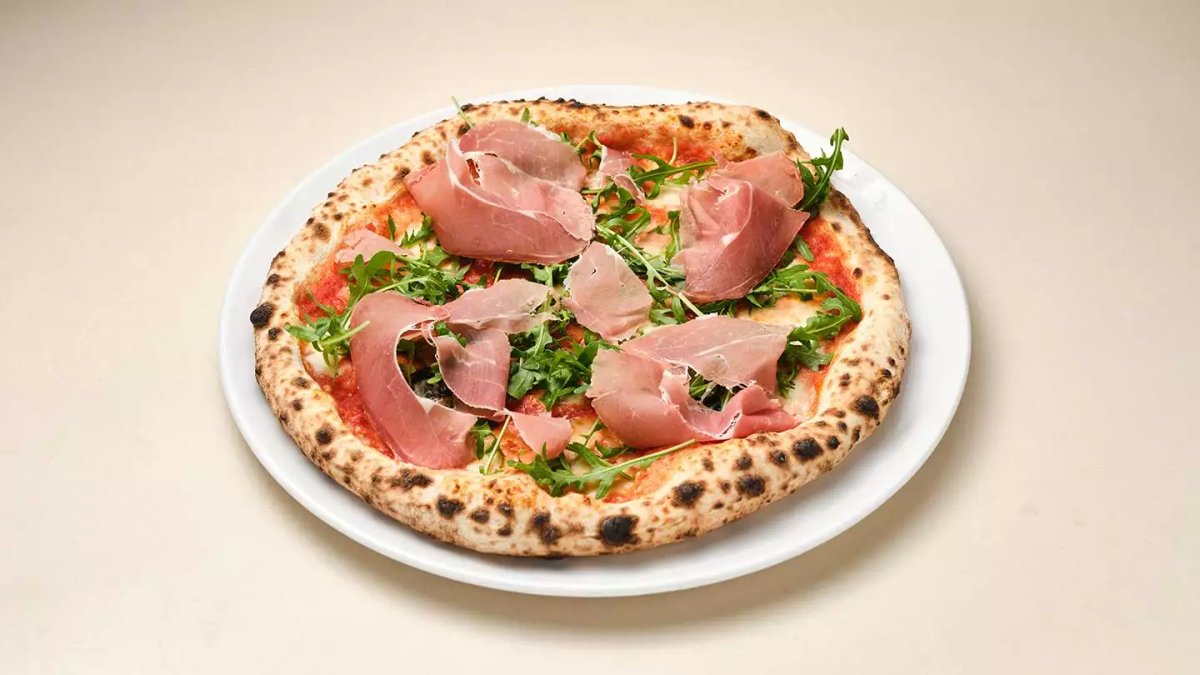 Margherita pármai + rukkola